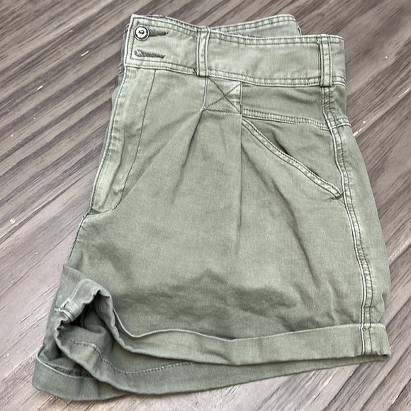 ANTHROPOLOGIE PILCRO PLEATED SHORTS 32 - Picture 16 of 16